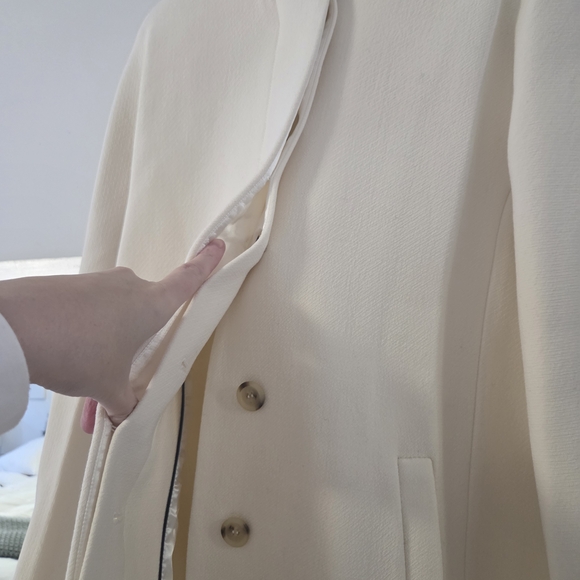 NWOT J. Crew Off-white Women's Collarless Cape Coat - Picture 2 of 5